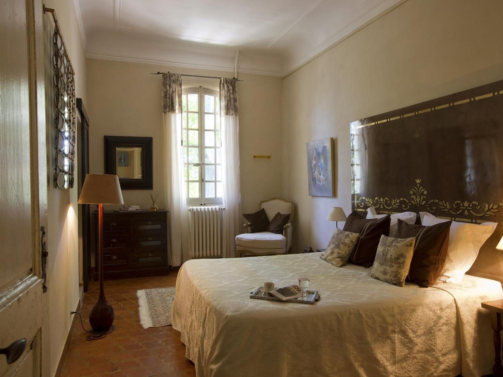 Domaine De Rhodes B&B Avinhão Quarto foto