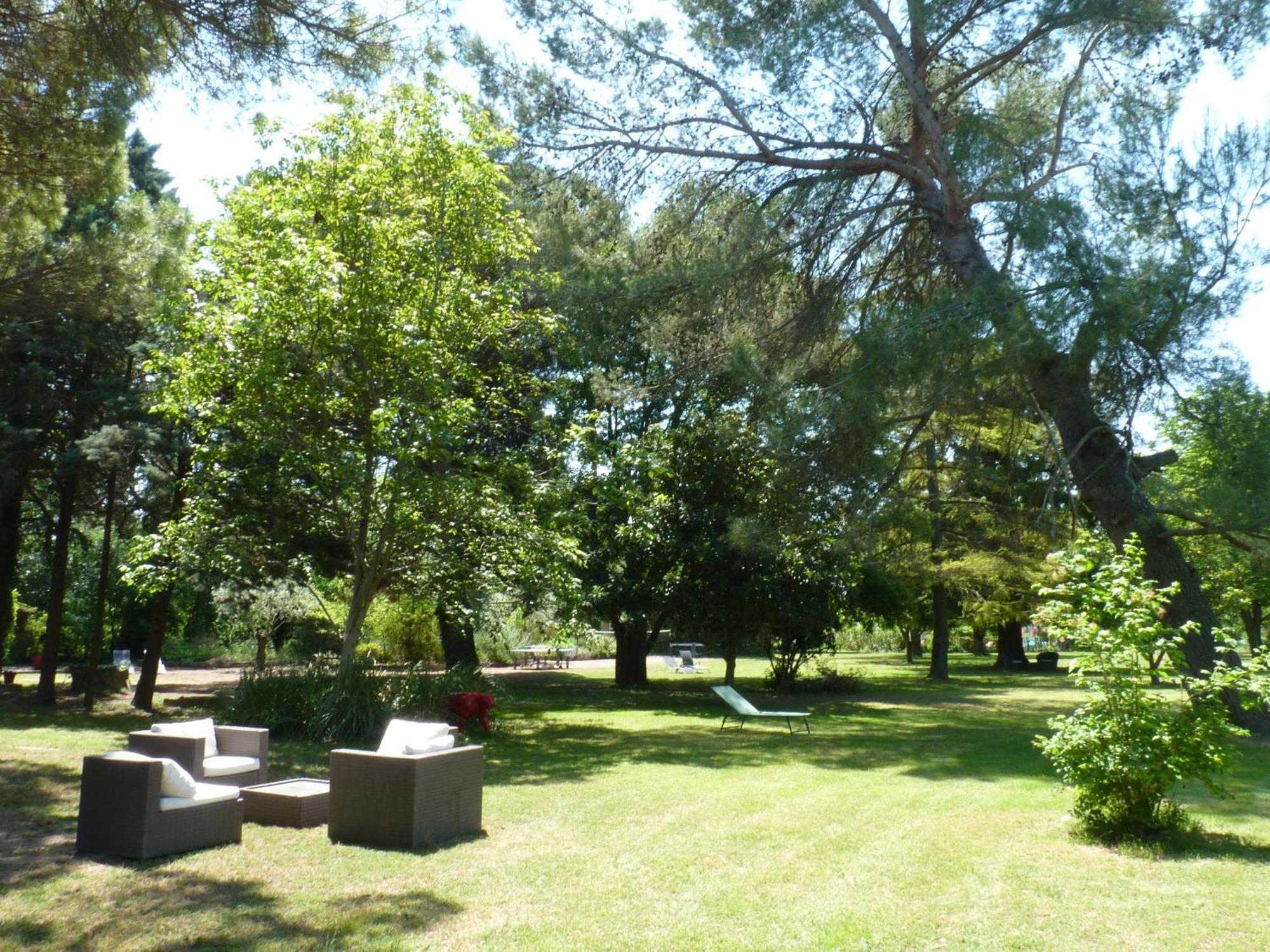 Domaine De Rhodes B&B Avinhão Exterior foto